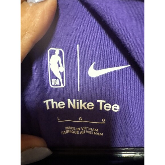 Nike Lakers Anthony Davis #3 Lake Show Men’s Size Large T-Shirt NBA Purple - Picture 2 of 5